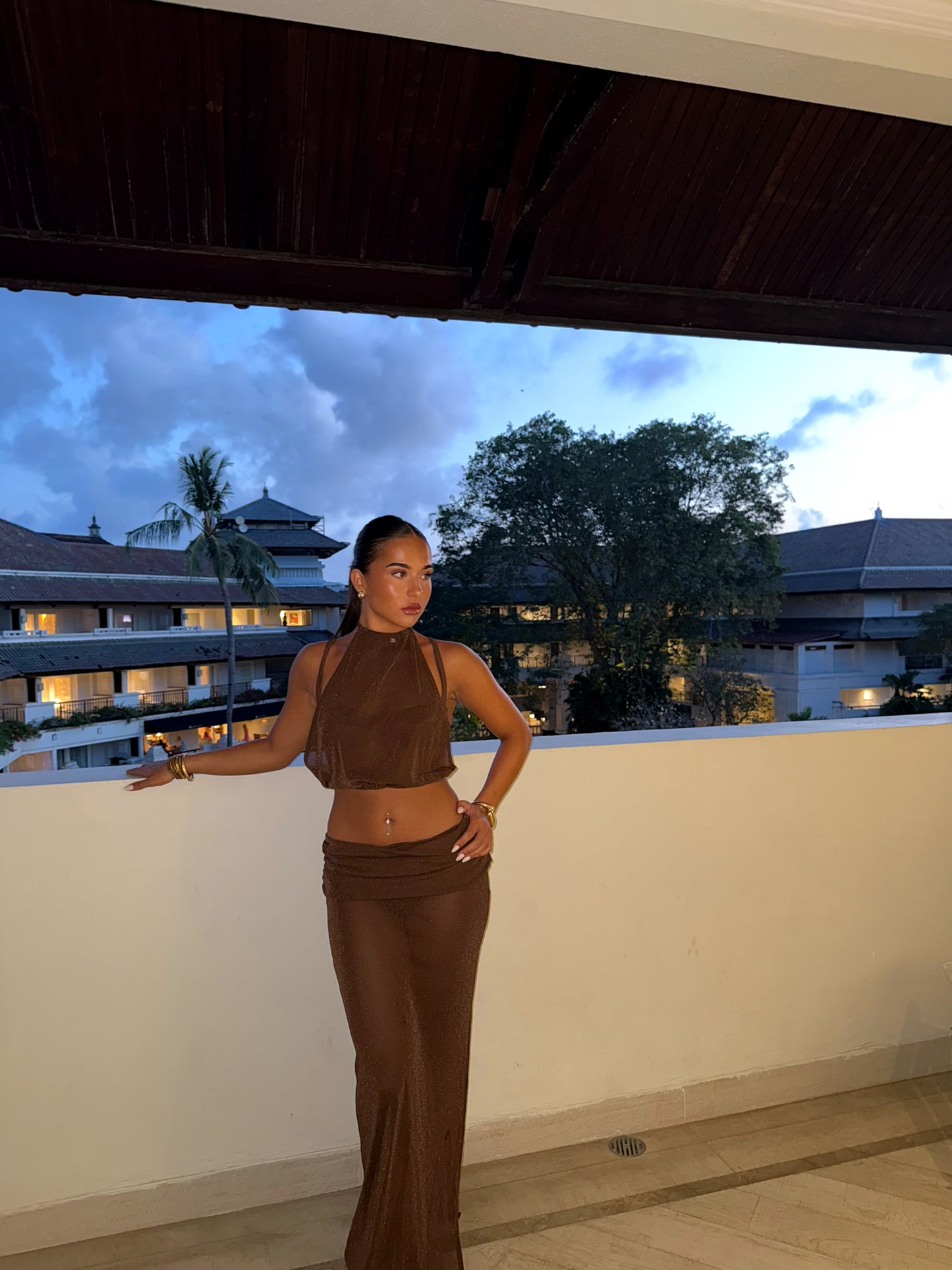 NUSA shimmer brown maxi set